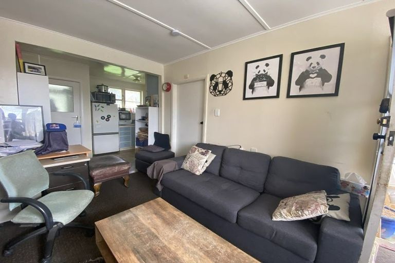 Photo of property in 78-80 Strand Crescent, Naenae, Lower Hutt, 5011
