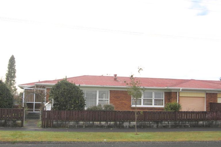 Photo of property in 10b Walter Street, Fairfield, Hamilton, 3214