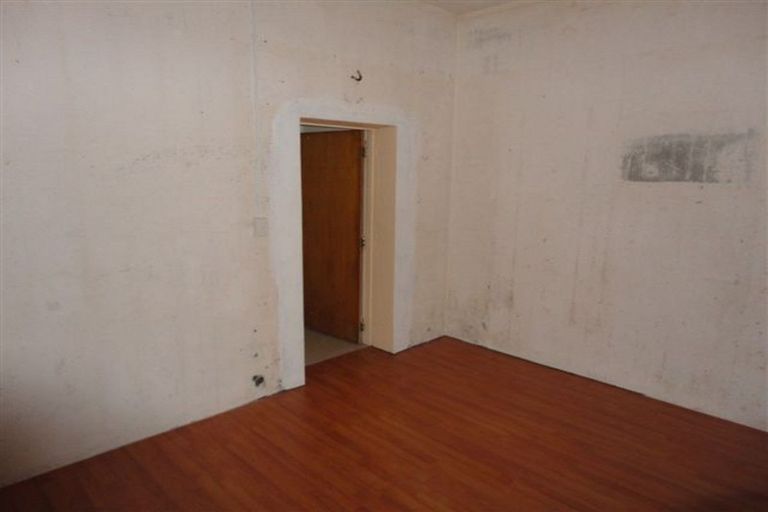 Photo of property in 69 Princes Street, Hawera, 4610