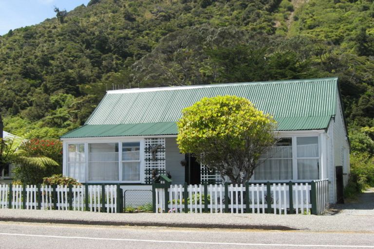 Photo of property in 86 Torea Street, Granity, 7823