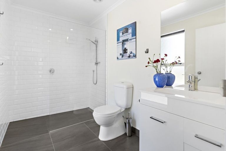 Photo of property in 14 Brown Avenue, Carterton, 5713