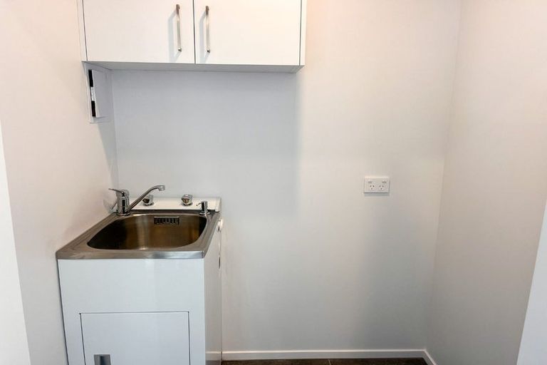 Photo of property in 4/6 Trent Street, Linwood, Christchurch, 8011