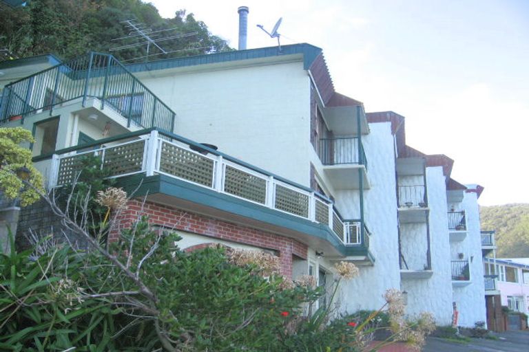 Photo of property in 606 Marine Drive, Days Bay, Lower Hutt, 5013