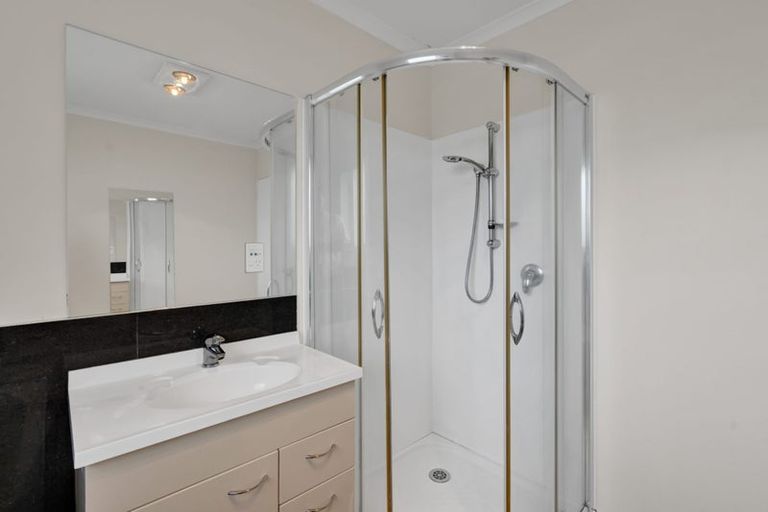 Photo of property in 25 Silvan Place, Bell Block, New Plymouth, 4312