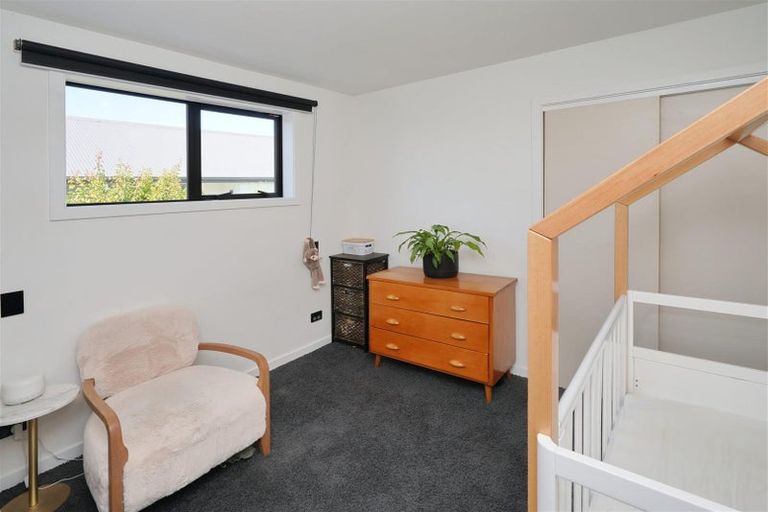 Photo of property in 17 Belfield Street, Dallington, Christchurch, 8061