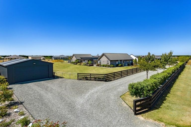 Photo of property in 10 Landsborough Drive, Darfield, 7571