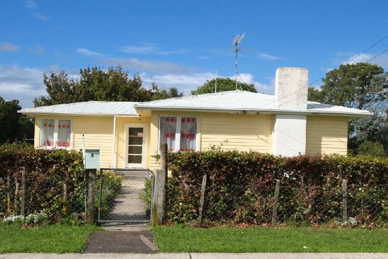 Photo of property in 3 Luke Place, Otara, Auckland, 2023