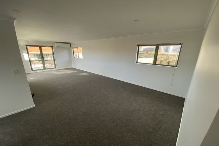 Photo of property in 14 Clea View, Gulf Harbour, Whangaparaoa, 0930