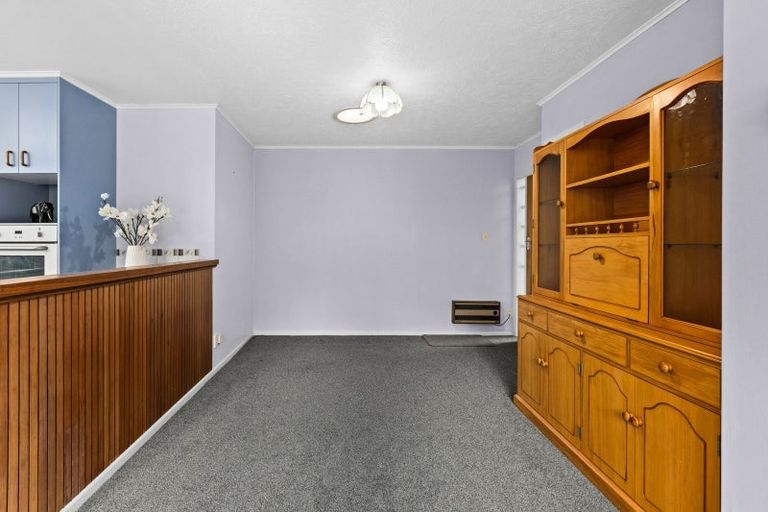 Photo of property in 3/10 Meeanee Quay, Westshore, Napier, 4110