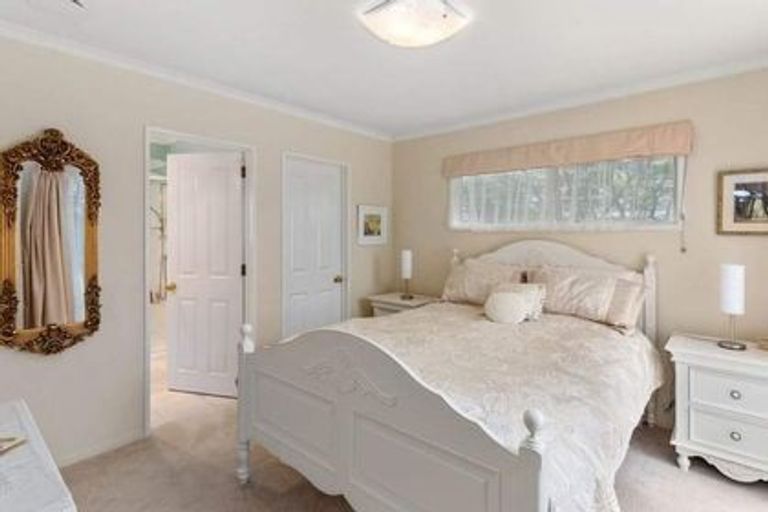 Photo of property in 38 Owhatiura Drive, Lynmore, Rotorua, 3010