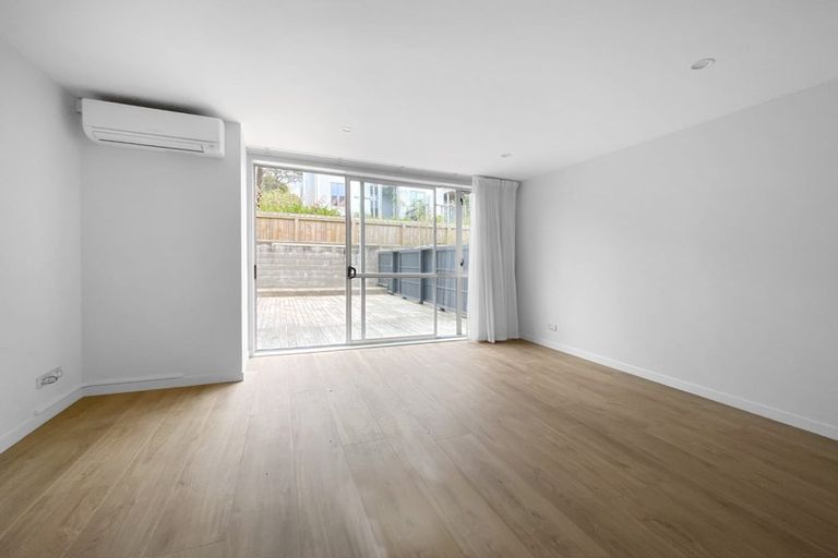 Photo of property in The Altair, 49/120 Rintoul Street, Newtown, Wellington, 6021