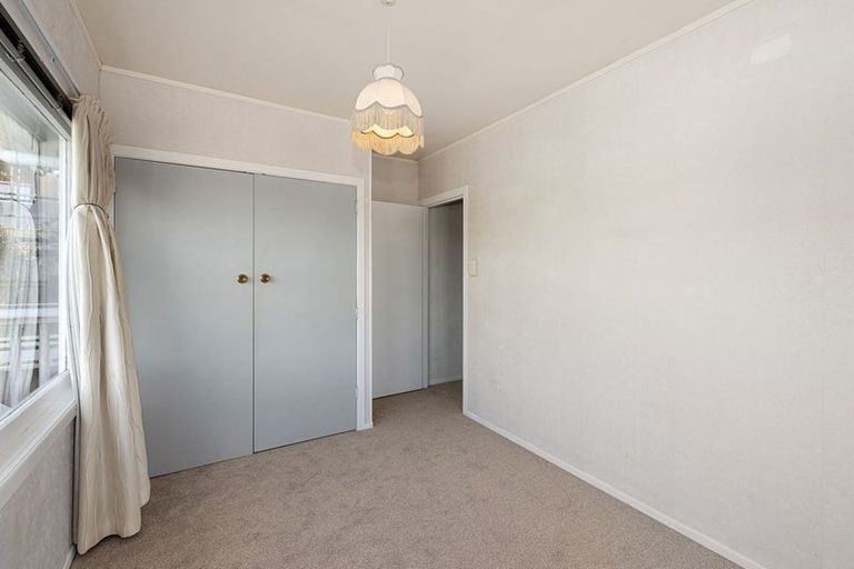 Photo of property in 60 Glengarry Road, Glen Eden, Auckland, 0602