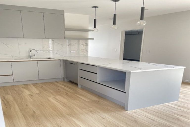 Photo of property in 17c Stanniland Street, Sunnyhills, Auckland, 2010