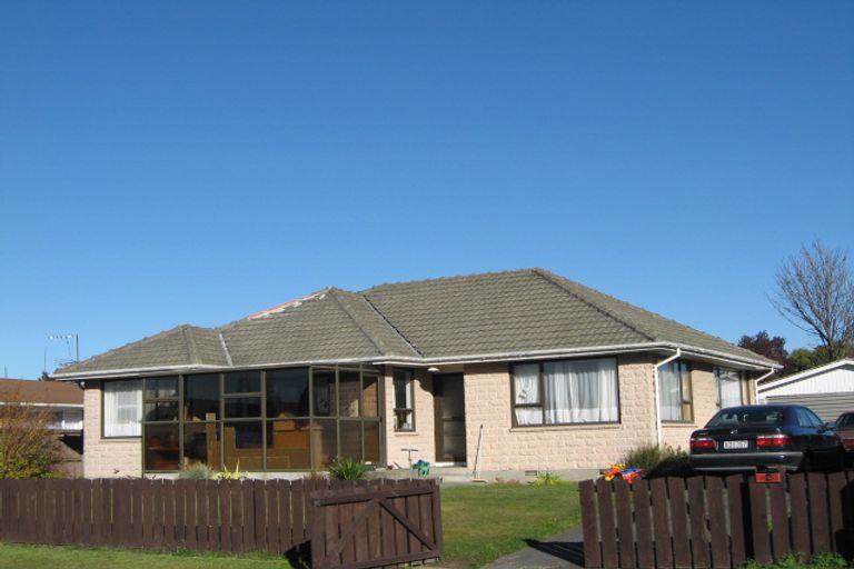 Photo of property in 4 Montague Street, Islington, Christchurch, 8042