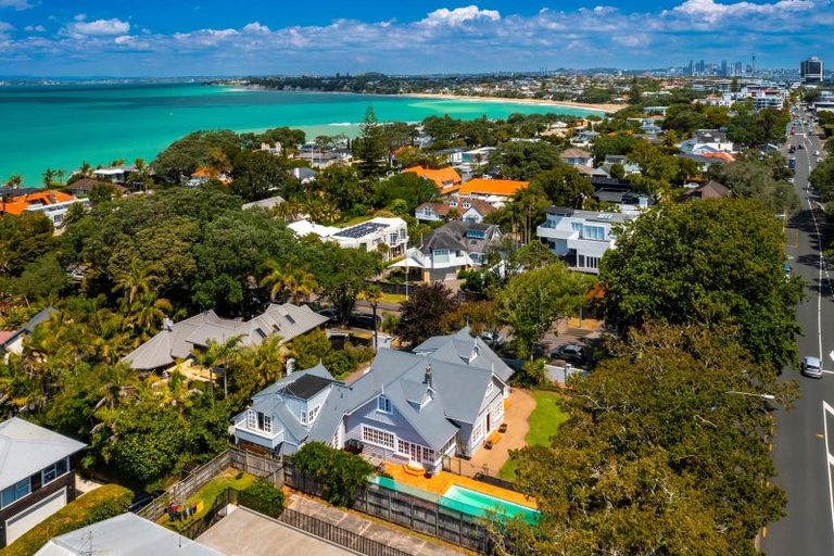 Photo of property in 2 Minnehaha Avenue, Takapuna, Auckland, 0622