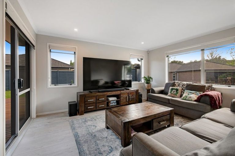 Photo of property in 7 Riverboat Lane, Helensville, 0800