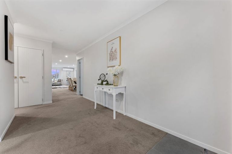 Photo of property in 129 Hillpark Drive, Pokeno, 2402