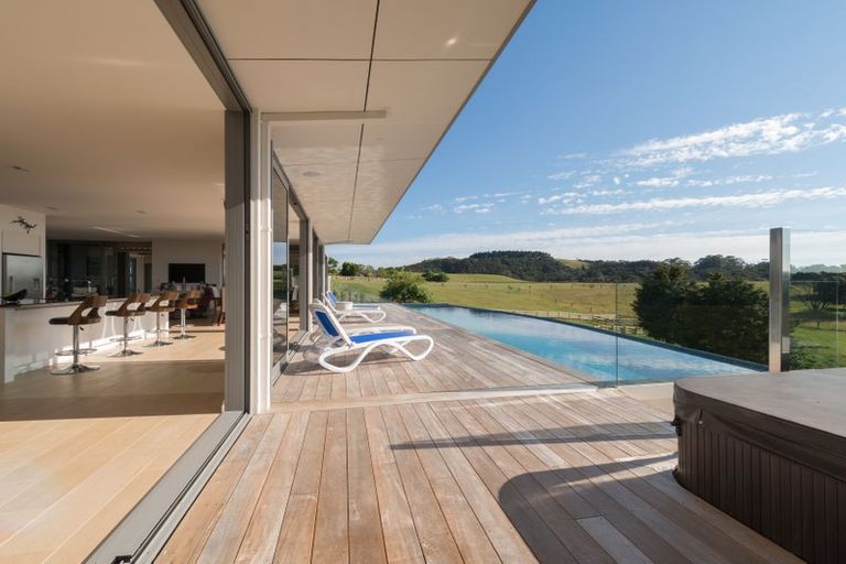 Photo of property in 44 Kingfisher Drive, Kerikeri, 0294