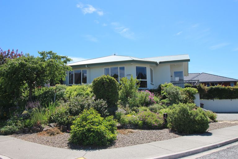 Photo of property in 6 Walnut Grove, Alexandra, 9320