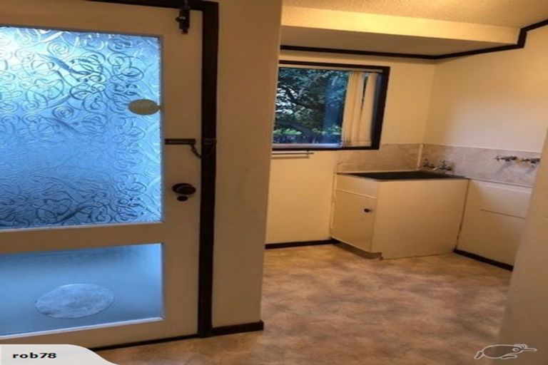 Photo of property in 76 Resolution Road, Welcome Bay, Tauranga, 3112