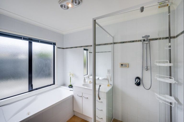 Photo of property in 3 Phoenix Place, Havelock North, 4130