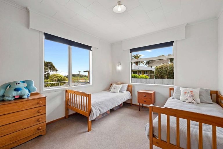 Photo of property in 410 South Road, Omata, New Plymouth, 4374