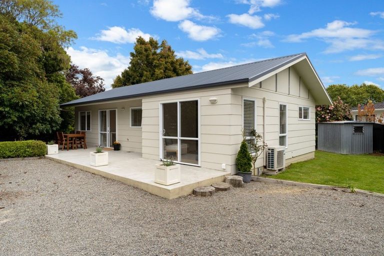 Photo of property in 12 Cobb Place, Otaki, 5512