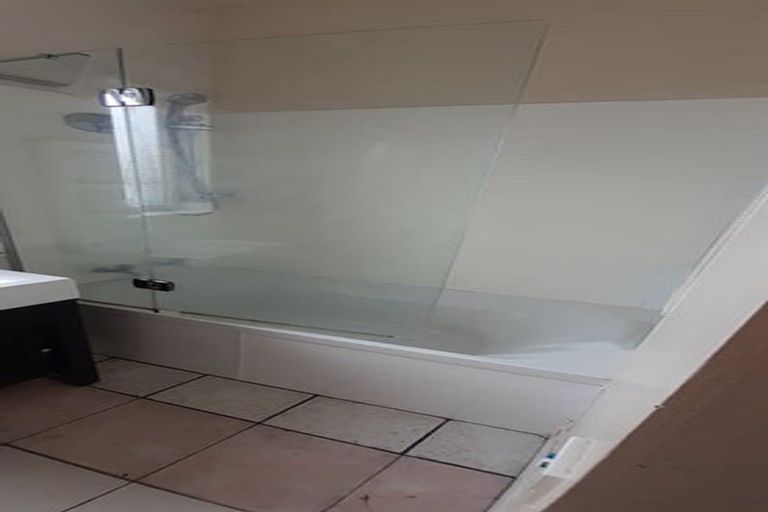 Photo of property in 1-3 Mudges Terrace, Newtown, Wellington, 6021