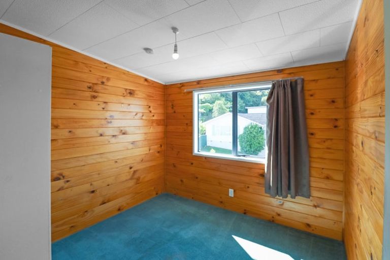 Photo of property in 281 Dowse Drive, Maungaraki, Lower Hutt, 5010