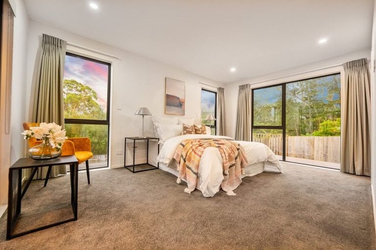 Photo of property in 7 Kaimai Avenue, Massey, Auckland, 0614