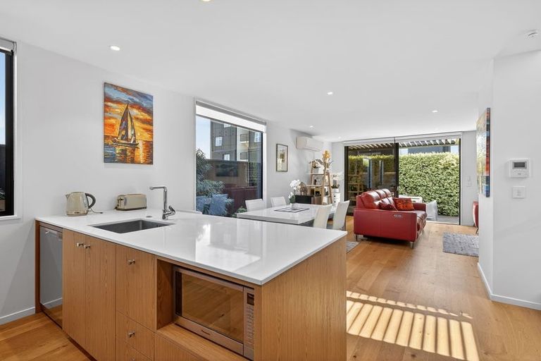 Photo of property in 3/133 Peterborough Street, Christchurch Central, Christchurch, 8013