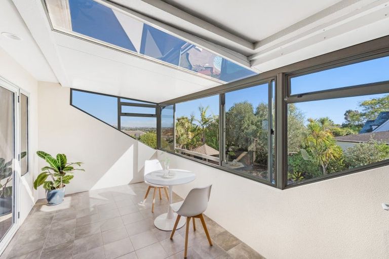 Photo of property in 24 Santa Cruz Drive, Shamrock Park, Auckland, 2016