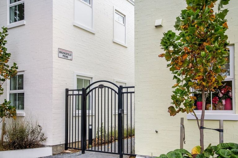 Photo of property in 2/287 Selwyn Street, Spreydon, Christchurch, 8024