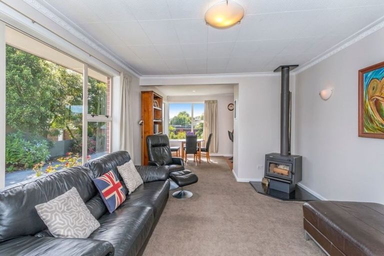 Photo of property in 20 Dunstan Crescent, Hornby, Christchurch, 8042