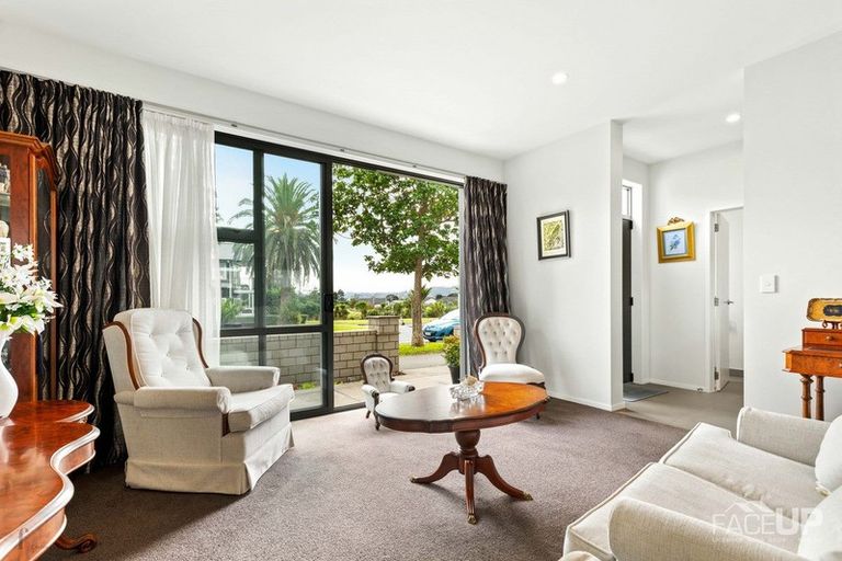 Photo of property in 85 Buckley Avenue, Hobsonville, Auckland, 0616