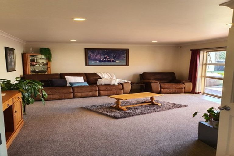 Photo of property in 9 Loveridge Place, Morrinsville, 3300