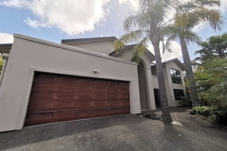 Photo of property in 58 Hogarth Rise, West Harbour, Auckland, 0618