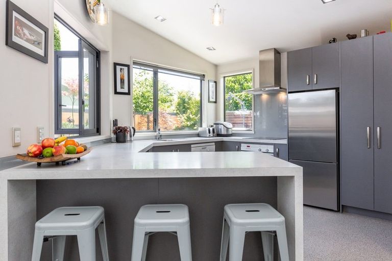 Photo of property in 6a Kauri Street, Taradale, Napier, 4112