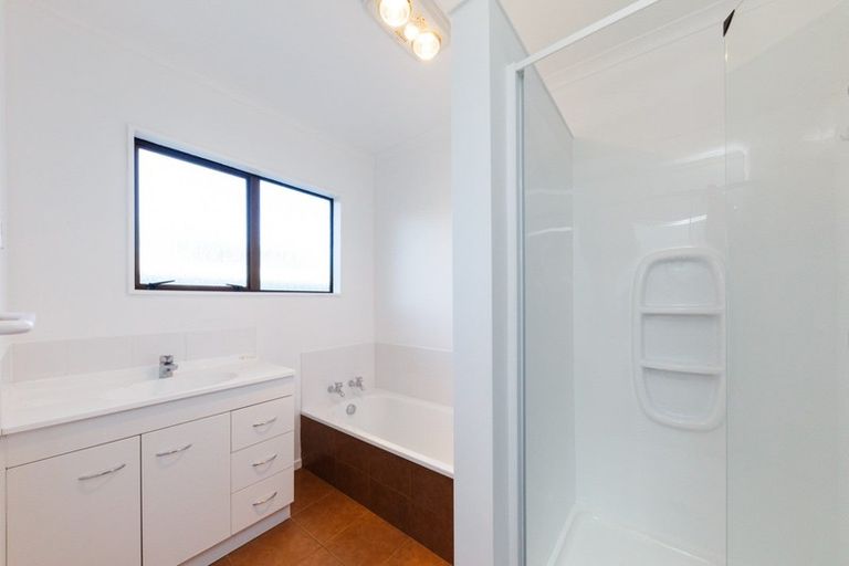 Photo of property in 53b Chatsworth Place, Highbury, Palmerston North, 4412