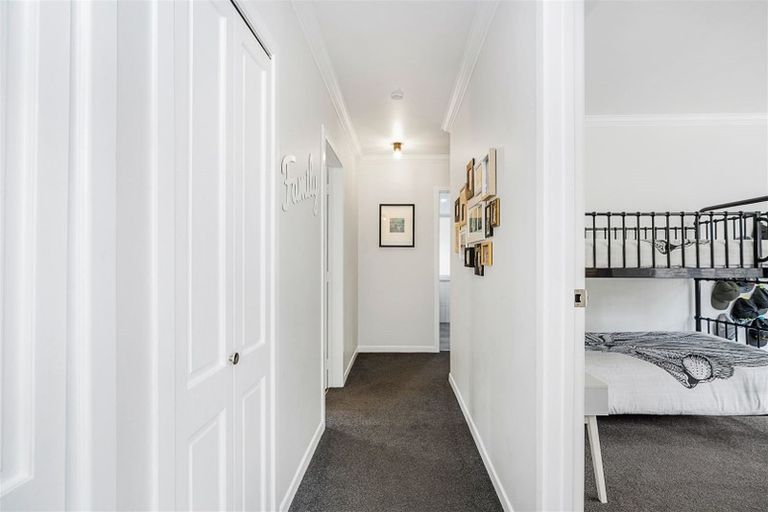 Photo of property in 136 Western Hills Drive, Kensington, Whangarei, 0112