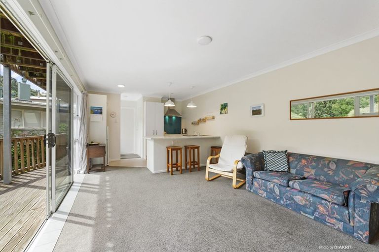 Photo of property in 11 Churchill Drive, Wilton, Wellington, 6035