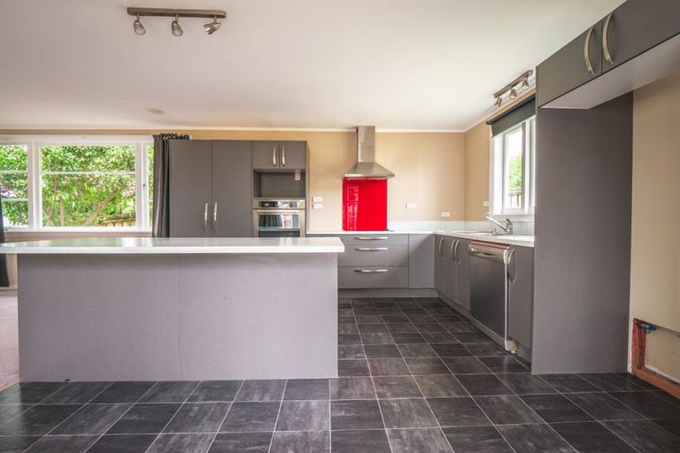 Photo of property in 17 Boswell Street, Kawakawa, 0210