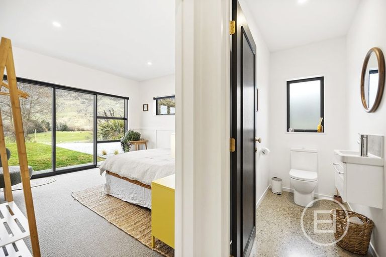 Photo of property in 50 Judge And Jury Drive, Lake Hayes, Queenstown, 9304