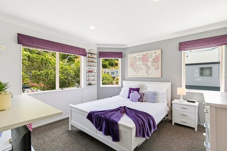 Photo of property in 23 Chippenham Grove, Churton Park, Wellington, 6037