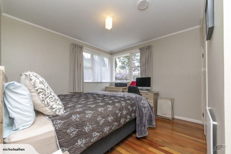 Photo of property in 163 Atkinson Road, Titirangi, Auckland, 0604