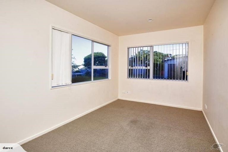Photo of property in 20 Merehai Place, Snells Beach, 0920