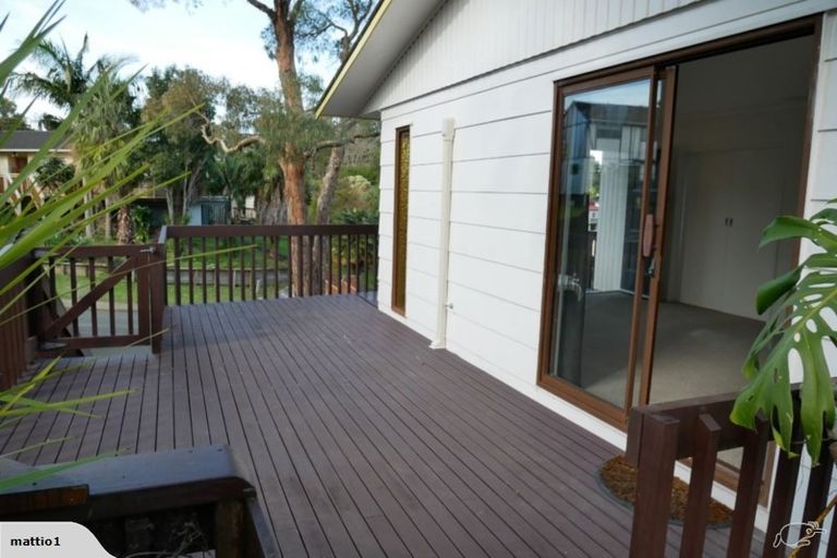 Photo of property in 12 Wilkinson Way, Browns Bay, Auckland, 0630