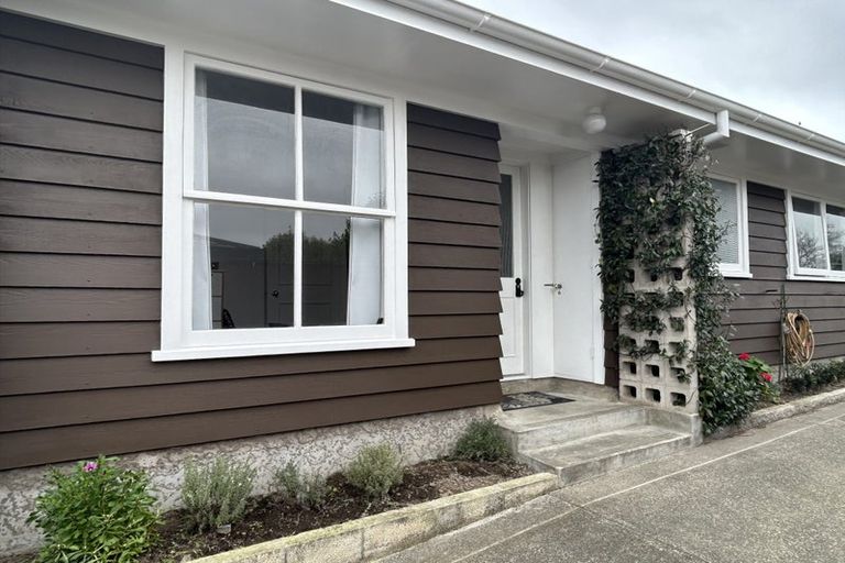 Photo of property in 72b Te Mata Road, Havelock North, 4130