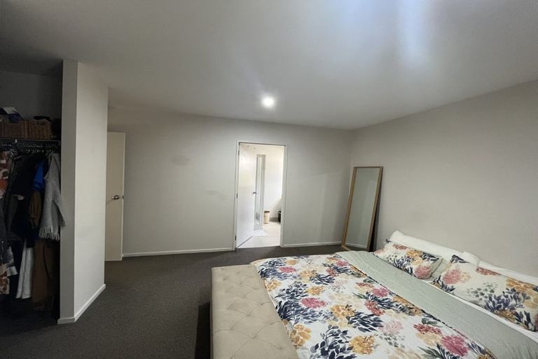 Photo of property in 22 Popokatea Drive, Takanini, 2112