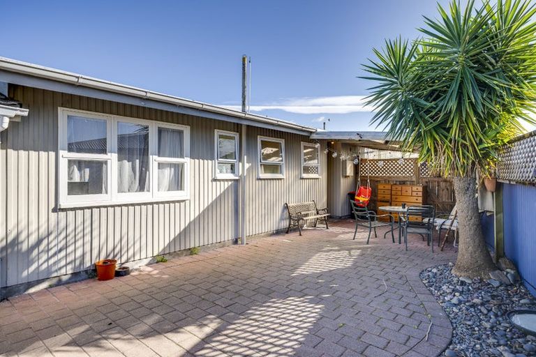 Photo of property in 35 Clarence Cox Crescent, Pirimai, Napier, 4112